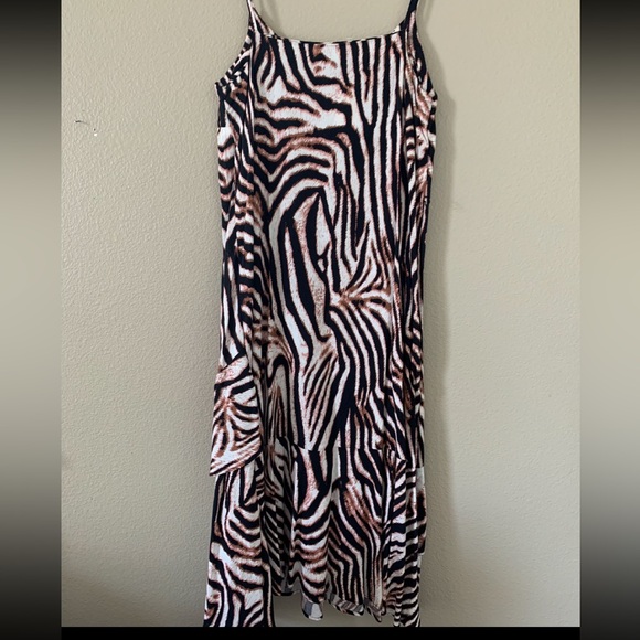 Vylette Women’s Zebra Print Summer Dress NWT Size XS - Picture 6 of 6